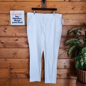 Sag Harbor 💜‎ NWT Denim White Pants Trousers Button Slash Pockets Plus 16 X 31"